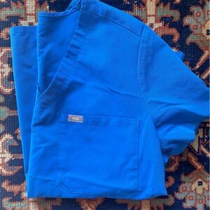 EUC Figs Scrub SET (top and bottom) size medium